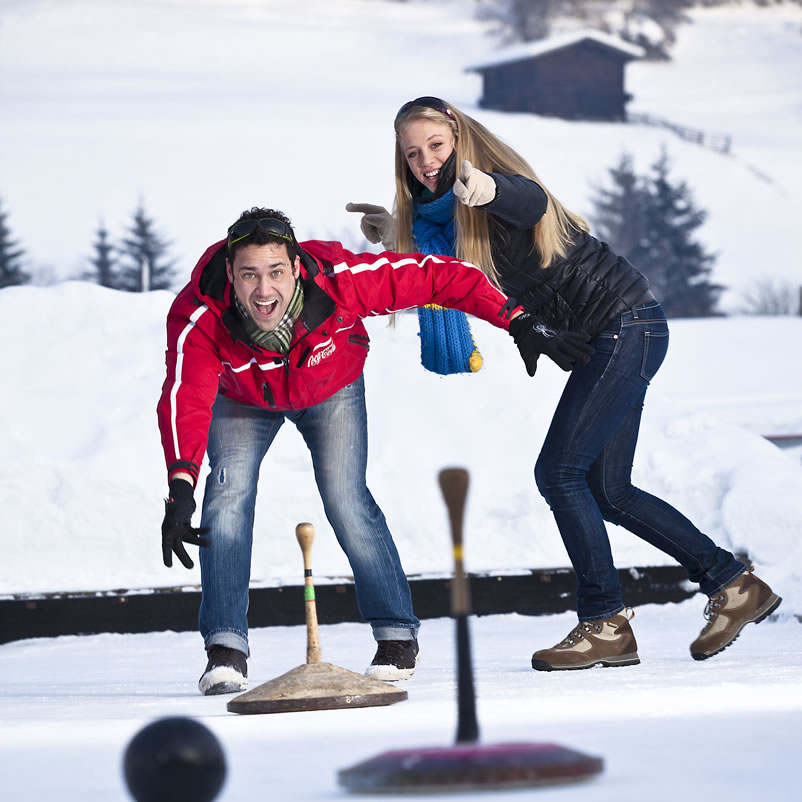 Eisstockschießen im Zillertal © TVB Zillertal Arena 