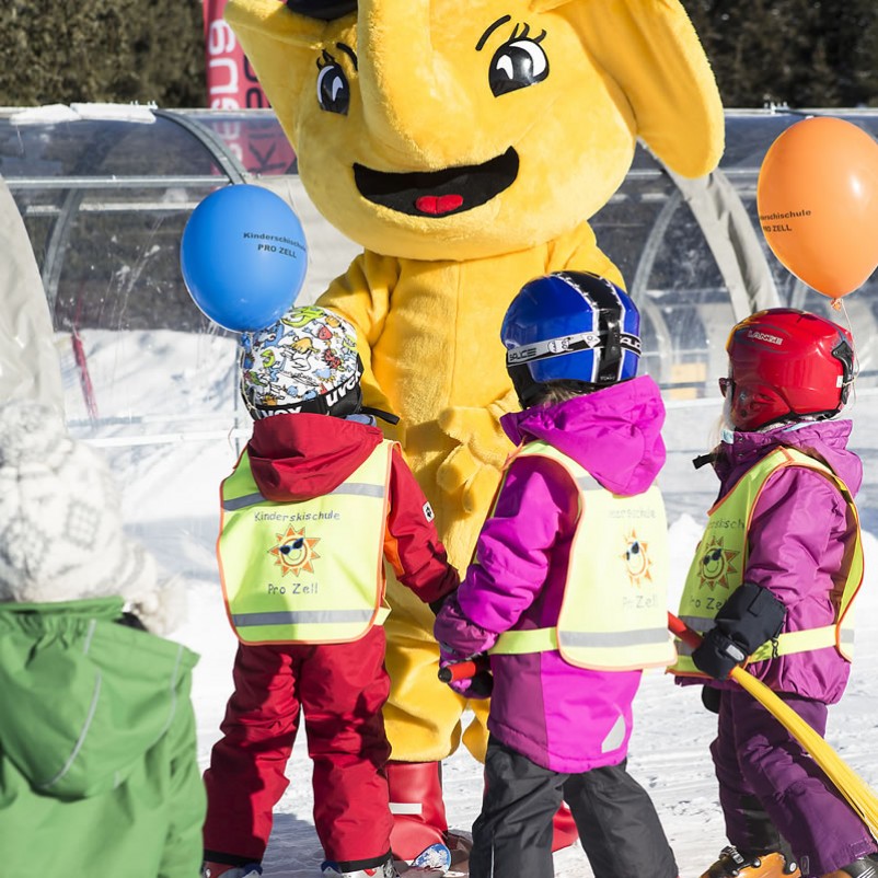 Skischule für Kinder im Zillertal  © TVB Zillertal Arena 